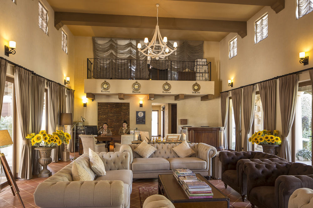 Toscana Town Square Suites Mu Si Exterior foto